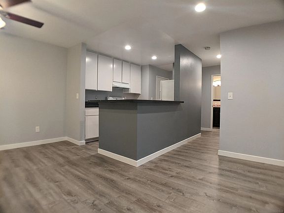 2nd image of 1605 Hotel Cir S #207