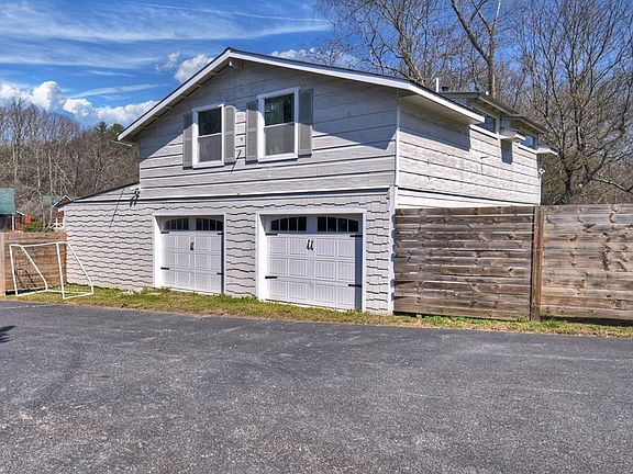 14th image of 291 Kyle Arp Rd