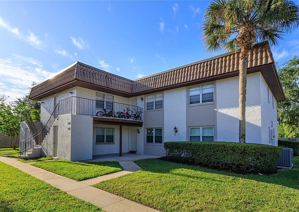 1st image of 163 Windtree Ln #163