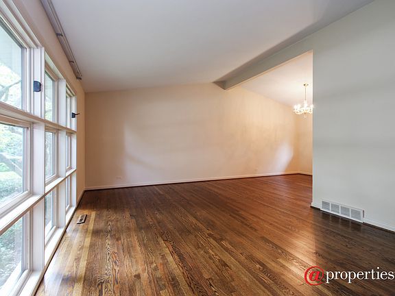 Living Room / Dining Room