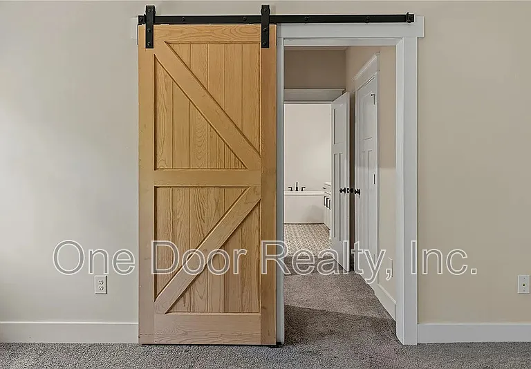 5320 Linkshire Ln — Photo 39