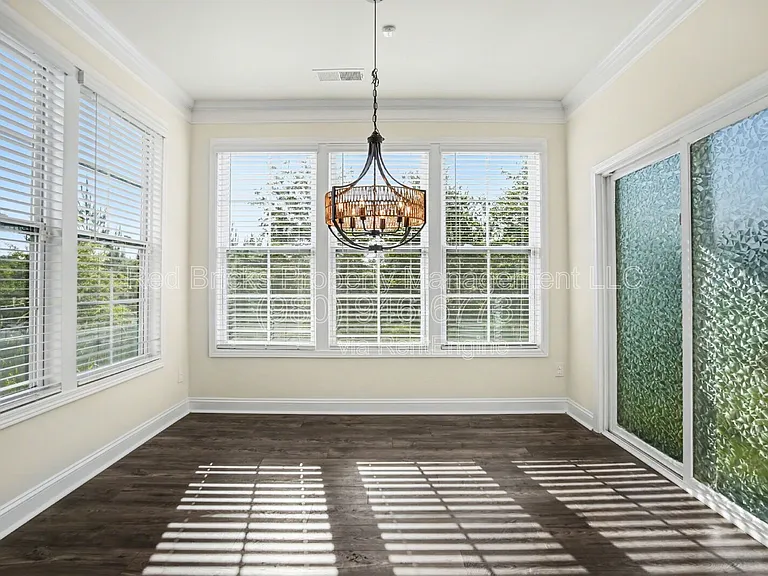 1569 Cambria Ct — Photo 15