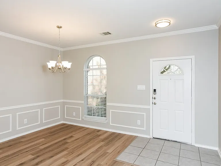 9202 Hilltop Crossing Dr — Photo 7