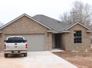 2109 Harrison Ave, Harrah, OK 73045