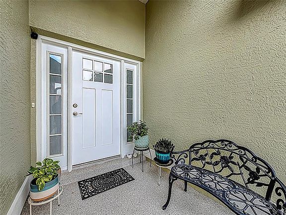 4th image of 9910 SW 55th Avenue Rd