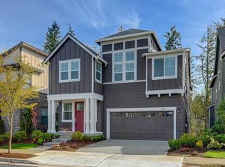 1025 Pine Crest Cir NE, Issaquah, WA 98029