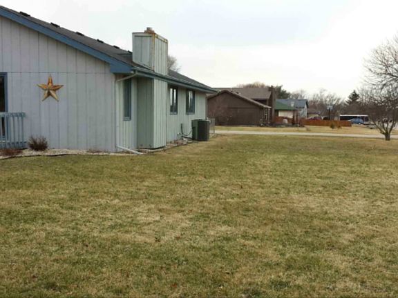 2nd image of 5210 Minns Dr