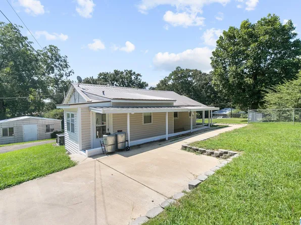 5224 Highland Ave, Adamsville, AL 35005