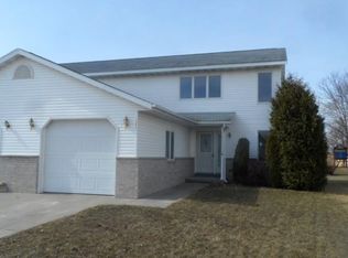 615 Eagle Crest Ct, Prairie Du Sac, WI 53578