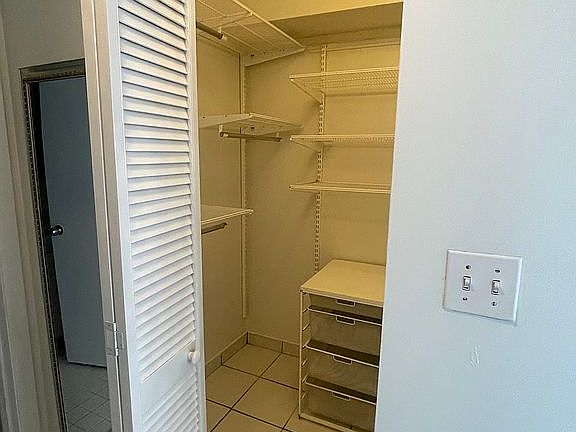 3rd image of 2600 Collins Ave APT 202