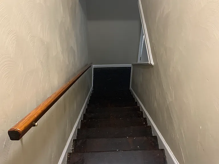 546 Butler Ave — Photo 48
