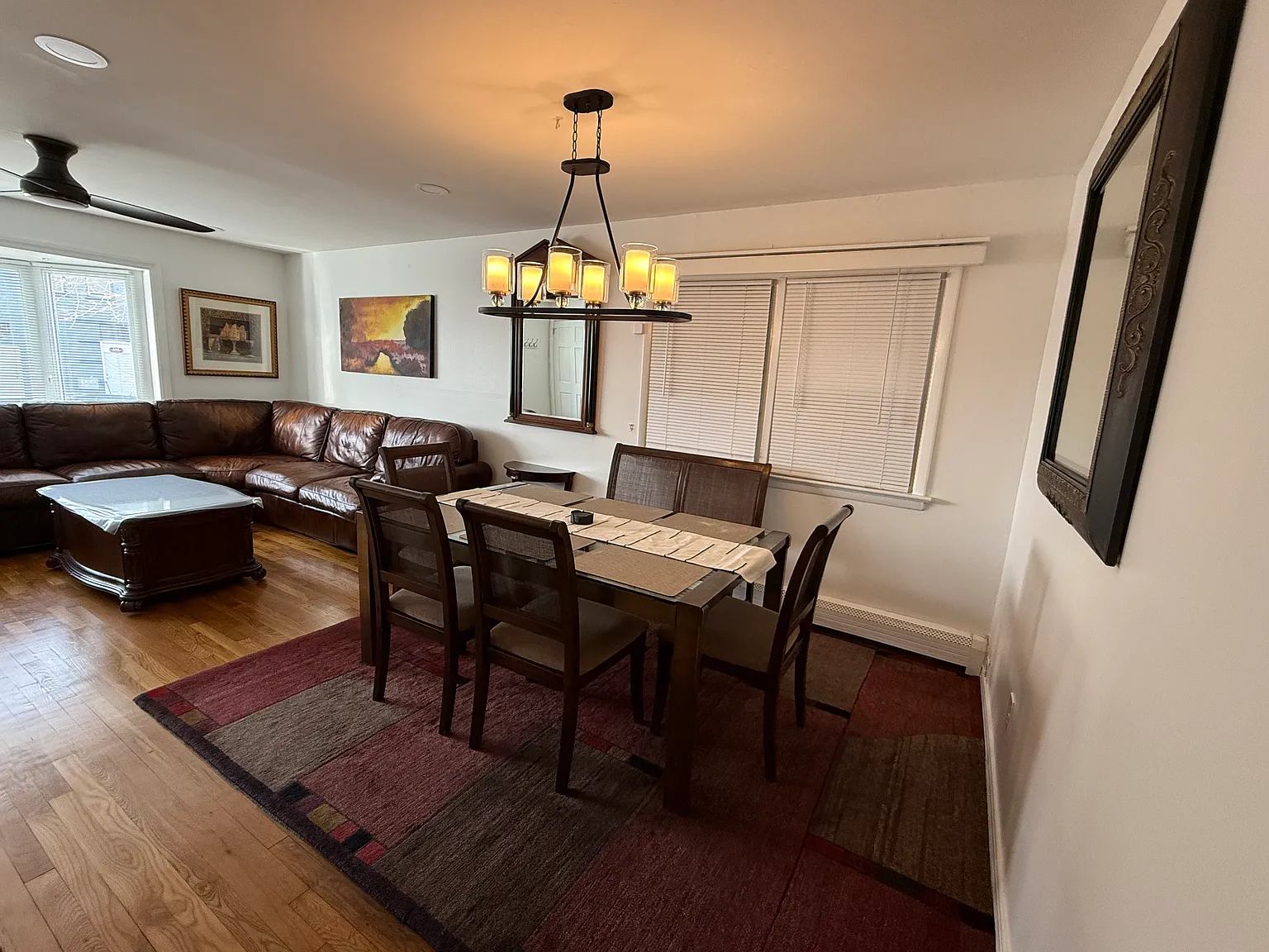 3 bed, 800 sqft, $2,600 — Photo 3