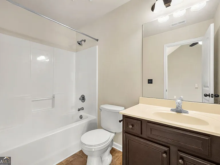 882 Nestling Dr — Photo 38