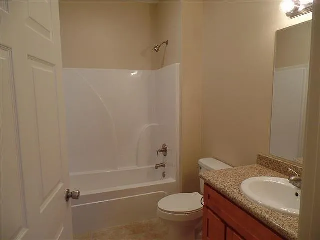 221 Bella Sera Ln — Photo 9