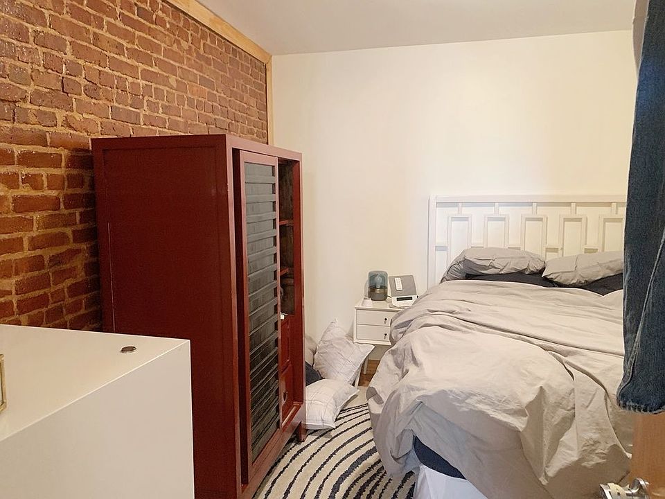 2nd image of 353 Linden St #6