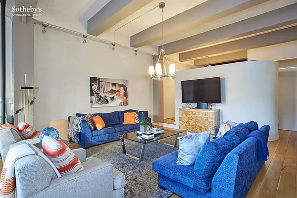 Rented by Sotheby's International Realty | media 3