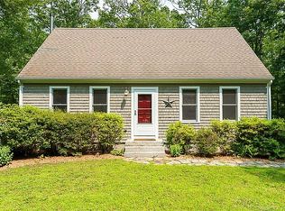 275 New London Tpke, Stonington, CT 06378