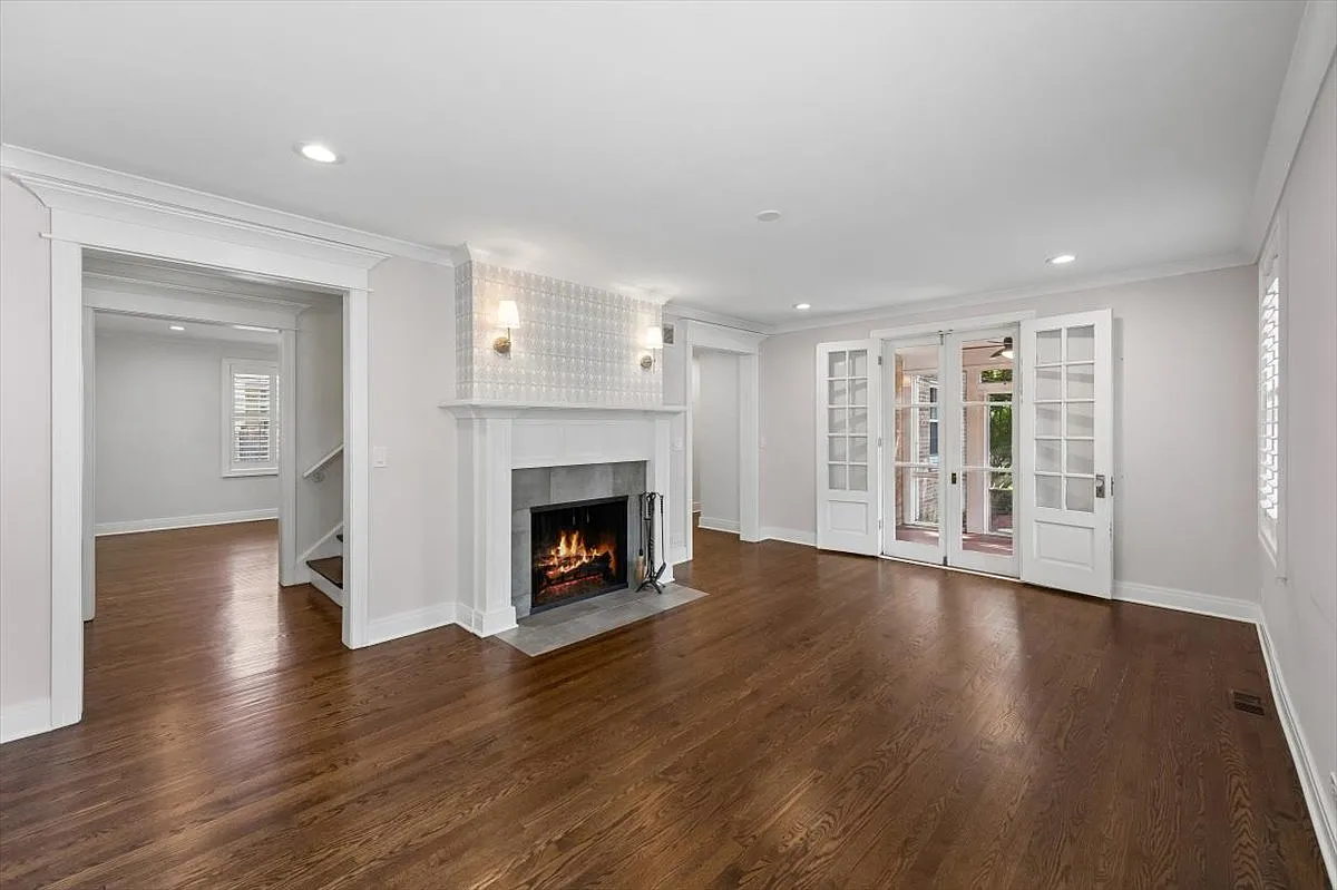 4 bed, 2.5 bath, 1777 sqft, $6,500 — Photo 4