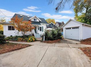 3013 Fairview St, Madison, WI 53704