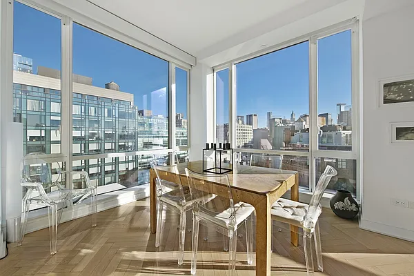 Sold by Nest Seekers International | media 9