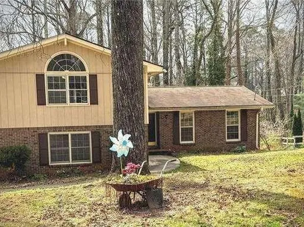 4093 Hideaway Dr, Tucker, GA 30084