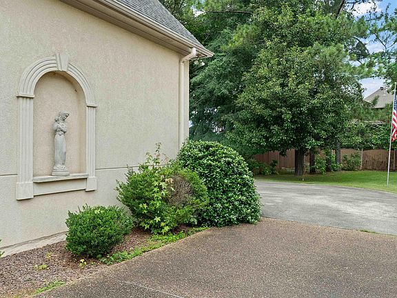 4th image of 309 Trace Ridge Rd