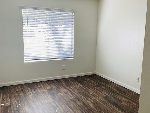 5th image of 8320-8328 Fanita Dr #8324-40