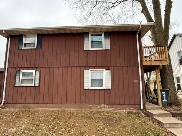 626 Market St, Pekin, IL 61554