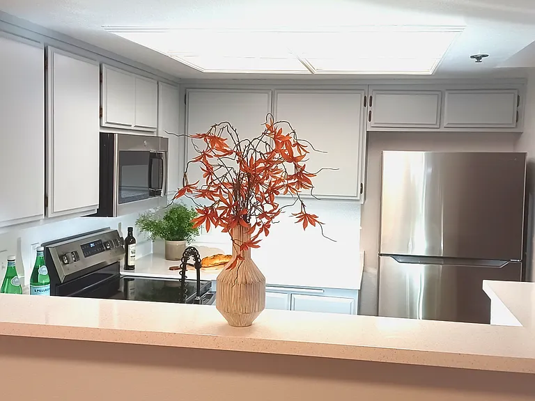 Windrose Place Pasadena — Photo 53