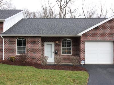 414 Angel Ln, Lower Burrell, PA, 15068
