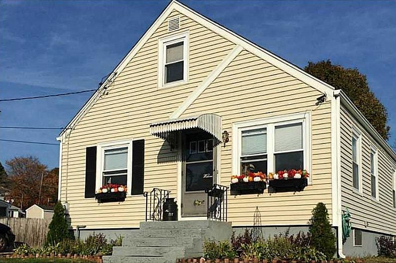 1st image of 111 Old Whipple St