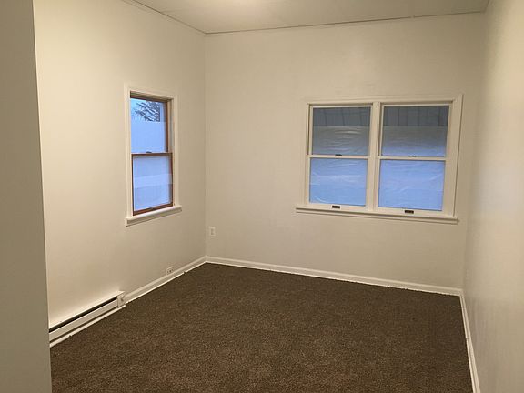 4th image of 1951 N Summit St APT 2