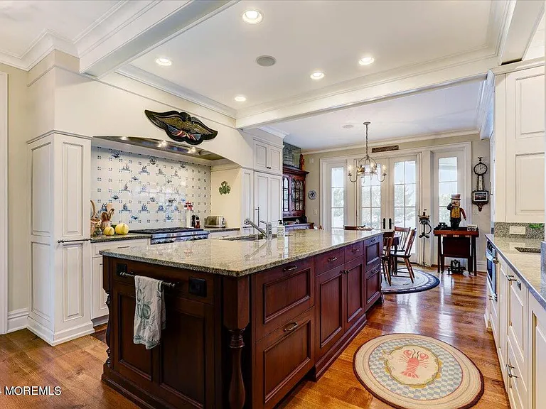 225 Channel Ln — Photo 11