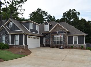 1808 Roanoke Ln, Auburn, AL 36830