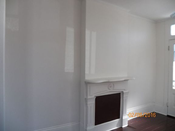 3rd image of 125 S Clark St
