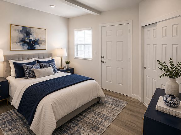 4th image of 1021-1027 Hoffman Ave #1023