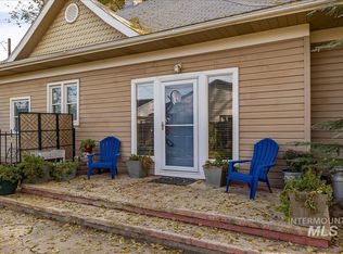 34 N Greenleaf St, Nampa, ID 83651