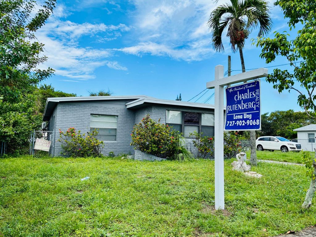 605 NW 9TH Avenue, photo 2