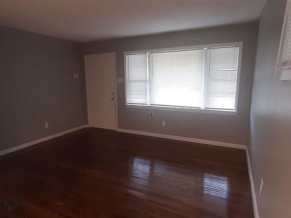 2nd image of 2380 Hillside Ave