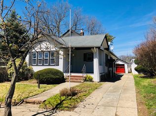 551 Baldwin Ave, Baldwin, NY 11510