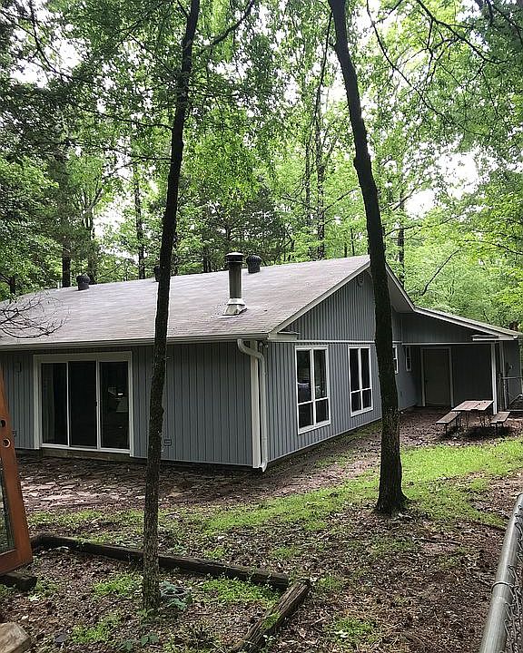 2nd image of 7 Tanglewood Dr