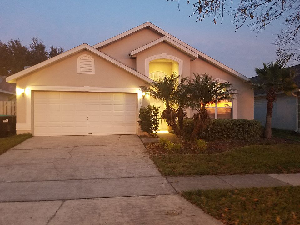 1st image of 13033 Entrada Dr