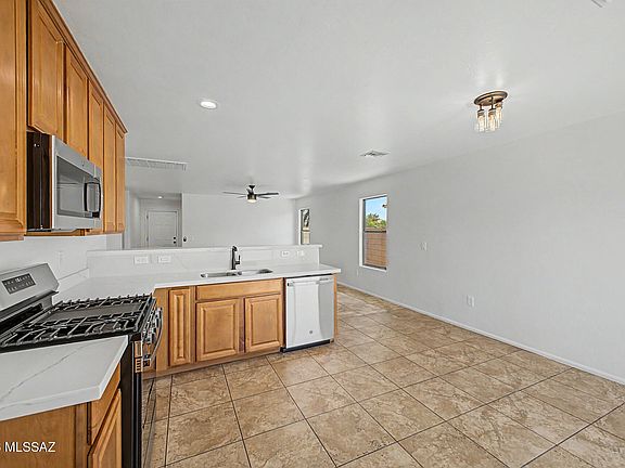 3rd image of 7087 W Fall Haven Way