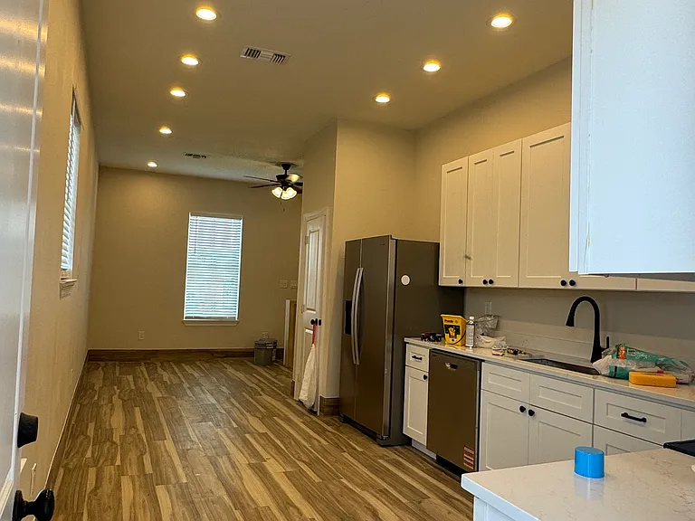 9103 Virtue St — Photo 3