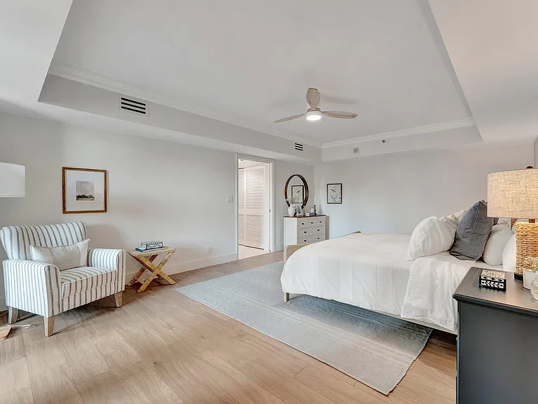 120 SE 5th Ave #426 — Photo 27