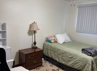 11802 20th Ave SW #3, Seattle, WA 98146