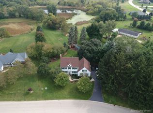 1606 Providence Dr, McHenry, IL 60051