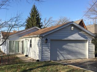 40568 N Grand Ave, Antioch, IL 60002