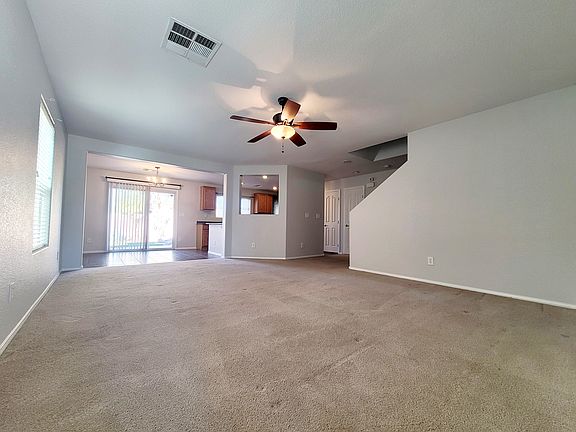 3rd image of 10126 Glen Aire Ave