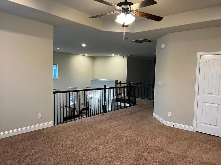 9012 Sandhills Dr — Photo 19
